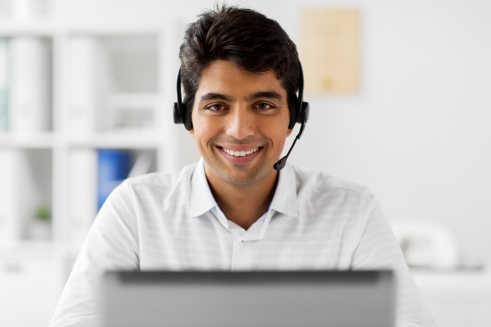 The Client Management System That Helped Me Stop Losing Money Between Bookings