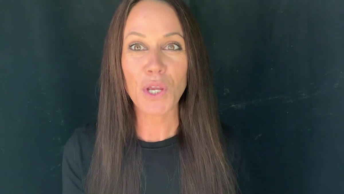 Sue discussing intermediate studios and consistent average sales of $1,600 to $2,800