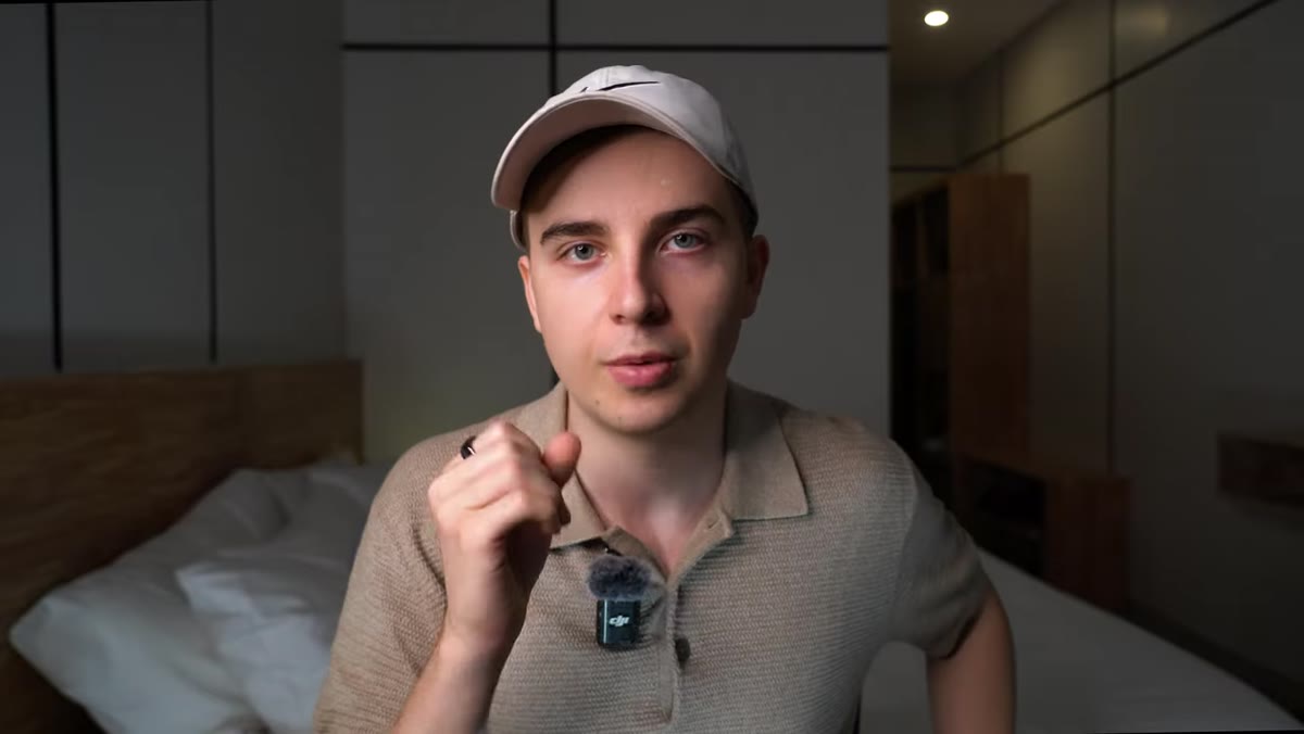 Photographer explaining why &ldquo;offering photos&rdquo; is the wrong framing