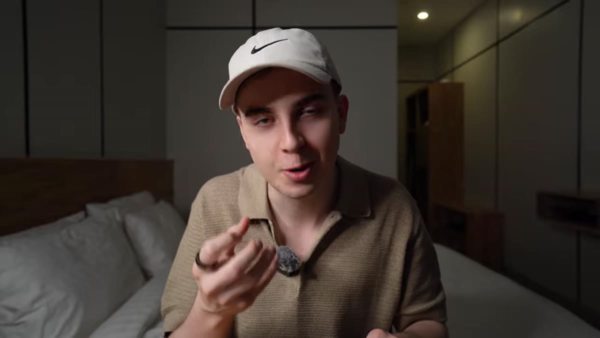 Hugo contrasting photographers with followers versus photographers making money